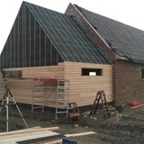 Gevelbekleding door timmerman en schrijnwerkerij Mermuys uit Jabbeke: afbeelding 4 van 29