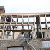vernieuwen dak en inrichten zolder door timmerman en schrijnwerkerij Mermuys uit Jabbeke: afbeelding 3 van 15